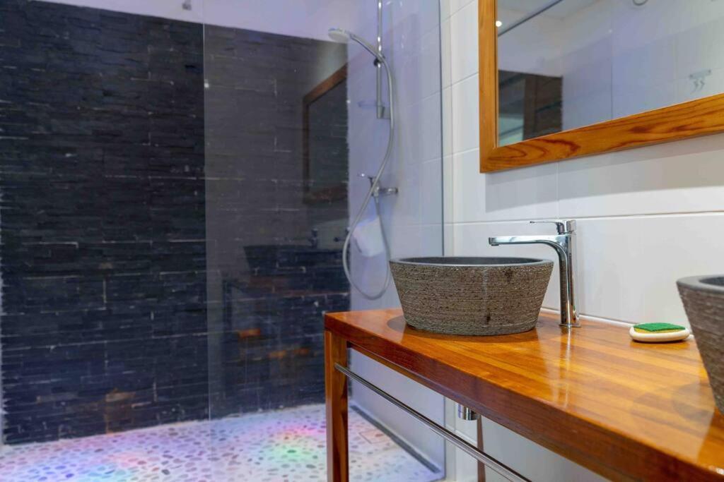 Blue Lagoon Appart En Residence Acces Plage Le Gosier  Exterior foto